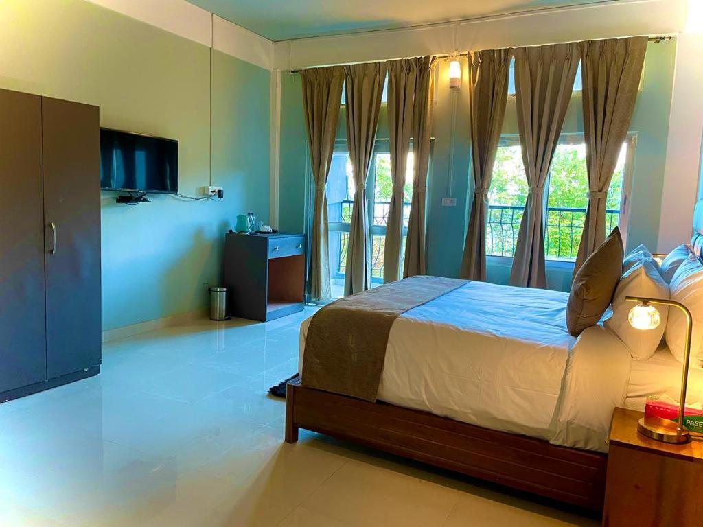 La Colline Resort Kohima 외부 사진