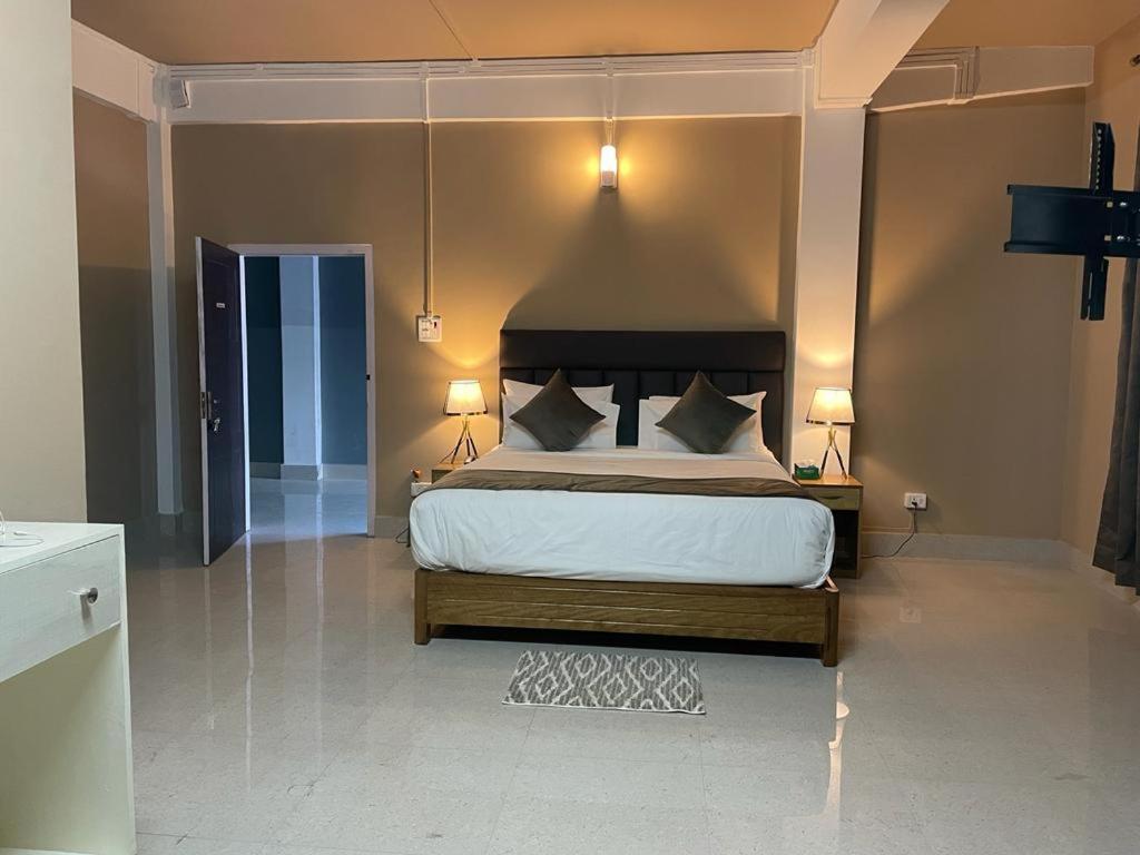 La Colline Resort Kohima 외부 사진